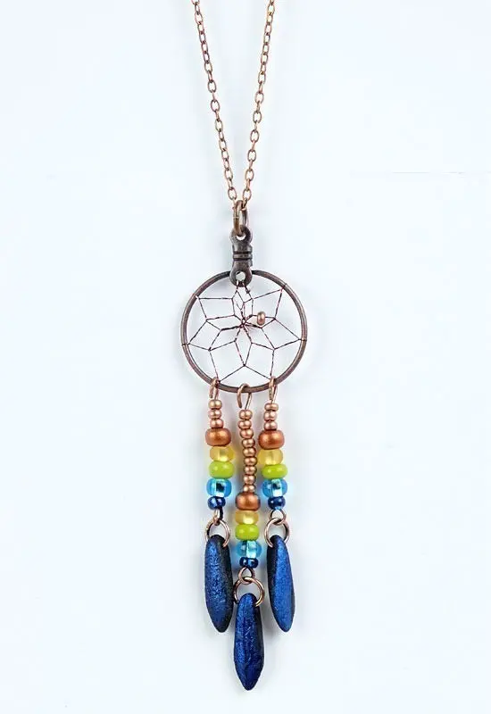 Traditional Dreamcatcher Necklace – Handcrafted With Natural Materials 1